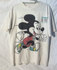 Rare 1995 Disneyland 5K Run T-Shirt Size Medium Authentic Original Walt Disney picture