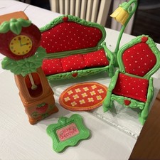 Vintage 1983 Strawberry Shortcake Berry Happy Home Living Room Set picture