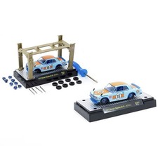 Chase M2 MODEL KIT 1971 NISSAN 2000 GT-R GULF 1/64 w/ 4 POST LIFT  37000-MJS01 picture