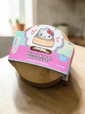 New Hello Kitty & Friends Mystery Squishy Dumpling Metallic Edition Sanrio 2026 picture