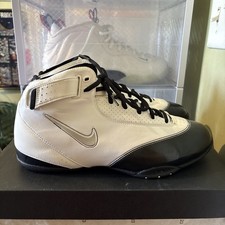 2007 NIKE Uptempo Zoom Basketball Shoes Size 11 White/Black Classic OG 🔥NEW  picture