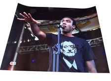 DONALD GLOVER SIGNED VINTAGE CHILDISH GAMBINO 16X20 PHOTO AUTOGRAPH BAS COA picture