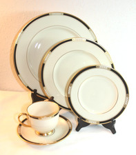 Lenox Hancock Presidential Collection - 5 Piece Place Setting picture