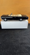 AMT 1/25 1963 PONTIAC BONNEVILLE CONV. ANNUAL SCREW BOTTOM BUILT MODEL READ picture