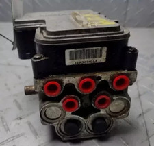 2001-2002 Chevy Silverado 2500 GMC Sierra 2500 ABS Anti Lock Brake Pump Assembly picture