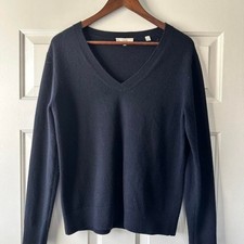 Vince Navy Blue 100% Cashmere Long Sleeve V-Neck Knit Sweater Size Small picture