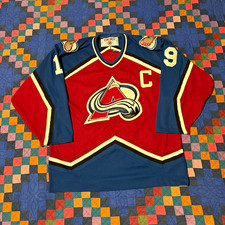 Vintage CCM NHL Colorado Avalanche Joe Sakic Jersey Large picture