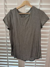 Lululemon Women’s Short Sleeve Size Medium picture