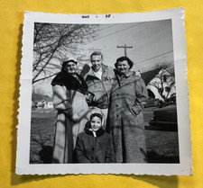 1959 MIT Massachusetts Institute Technology Jacket Family B/W Photo picture