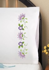 Design Works Crafts Jacobean Stamped for Embroidery Pillowcases,Stamped Linens picture