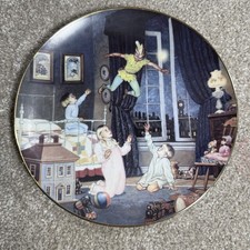 LOOK AT ME Plate The Adventures of Peter Pan Tom Newsom RARE Very Hard to Find picture