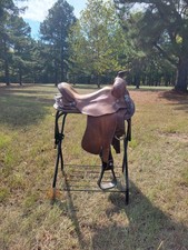Western Leather Saddle Ortho Flex with a 15 inch seat picture