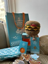 Jellycat NY Diner Exclusive Amuseables McKenna Burger full set- fast ship picture