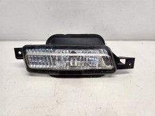 2005-06 Subaru Outback Drivers Left Fog Light picture