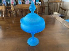 VINTAGE FROSTED BLUE  BOWL w/LID - EXCELLENT CONDITION picture