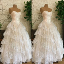 Strapless Wedding Dresses Vintage Ruffled Lace Applique Full Length Bridal Gown picture