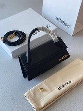 Jacquemus Le Chiquito Nero picture