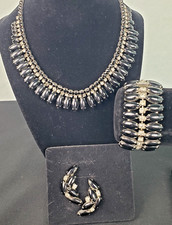 Vintage Kramer Of New York Black Marquis Stone Necklace Bracelet & Earrings Set picture