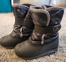 Kamik Snowbug Unisex Kids Snow Boots Black/Gray Synthetic Rubber Size 10 picture