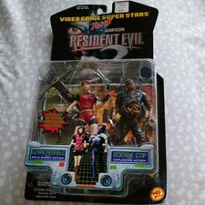 Toy Biz Capcom Resident Evil 2 Claire Redfield/Zombie Cop picture