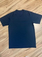 Lululemon Blue T-Shirt Men's Medium picture
