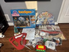 Vintage 1988 Disney World Theme Park Disney Magic TOWN SQUARE PLAY SET picture