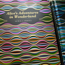 Chiltern Classics Lewis Carroll Alice in Wonderland & Looking Glass HC Set picture
