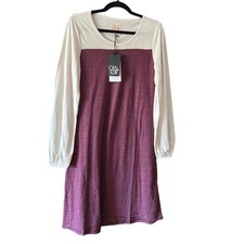Chaser Cake and Pomegranate Colorblock Long Sleeve Dress - M picture