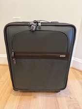 TUMI Alpha Gen 4 International Expandable 4 Wheeled Carry-On Spinner Green 5971 picture