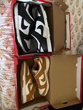 2 pairs of dunks picture
