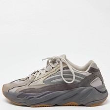 Yeezy x Adidas Grey Suede and Mesh Boost 700 V2 Tephra Sneakers Size 40 23 picture