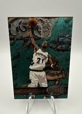 1997-98 Skybox Metal Universe - Kevin Garnett #109 picture
