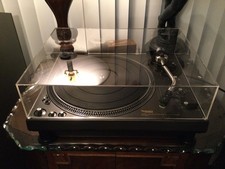 Technics SL-1350 Turntable,Just About Mint,New Lid,Serviced,Watch Video picture