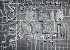 Warhammer Fantasy Chaos - Chaos Warriors Regiment Bits Lot Plastic OOP picture