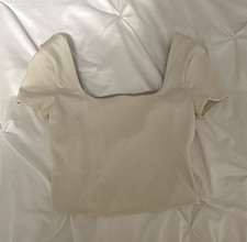 Lululemon Women’s Beige Cropped Scoop Neck Short Sleeve Slim Fit Top 6 picture