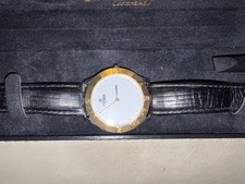 Fendi watch with white face extra gold basil, and it has box. No papers really g picture