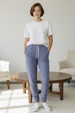 Vuori Performance Jogger Womens M Regatta Blue Heather DreamKnit NWT 25” picture