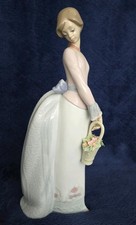 Lladro 7622 Basket of Love Figurine 1994 Collectors Society Retired W/ Box MINT picture
