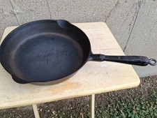 VINTAGE GRISWOLD ERIE No 9 CAST IRON SKILLET SLANT LOGO WOODEN HANDLE 723 FLAT picture