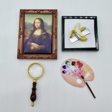 Zuru Mini Brands Rare Create Masterpieces LEGENDARY “Comedian” Duct Taped Banana picture