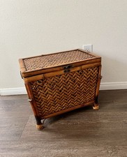 Vintage Faux Bamboo And Woven Rattan Lidded Storage Chest/trunk picture