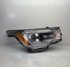 2017-2019 GMC Acadia Denali Headlight HID Xenon Right Passenger Side RH OEM picture