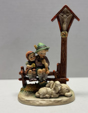 Hummel Goebel Wayside Devotion Figurine 28/2 Boy Girl on Fence W/ Cross 7” TMK3 picture