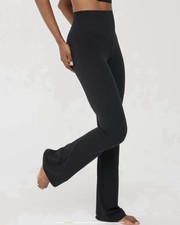 OFFLINE By Aerie Real Me Black High Waisted Crossover Flare Legging Size Large picture