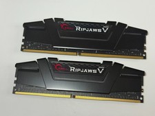 G.SKILL Ripjaws V 16GB (2x8GB) DDR4-3200 DIMM F4-3200C16D-16GVKB picture