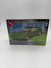 2005 AMT 1969 Dodge Daytona 1/25 Model Kit #31747-1HD Factory Sealed picture