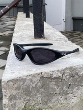Oakley Minute 1.0 Sunglasses Balck Frame Dark Lenses With Box/Soft Bag picture