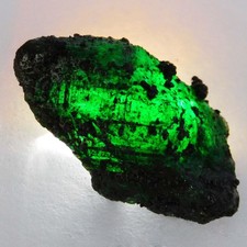 Stunning Natural Green Emerald 66.13 Ct Rough Uncut Certified Loose Gemstone picture