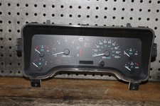 (1997 - 2000) Jeep Wrangler TJ Speedometer Gauge Cluster OEM picture