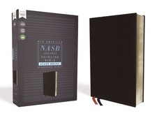 NASB Giant Print Bible, Bonded Leather Black, Red Letter, 1995 Text picture
